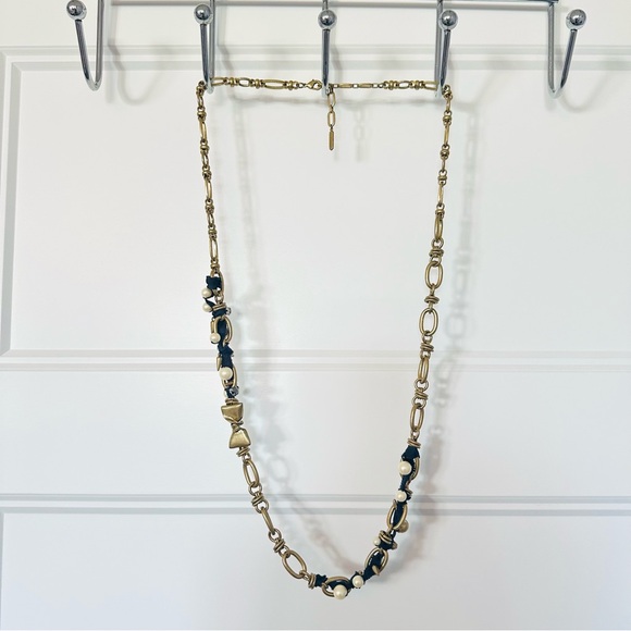 Stella & Dot Ribbon Necklace - Picture 3 of 14